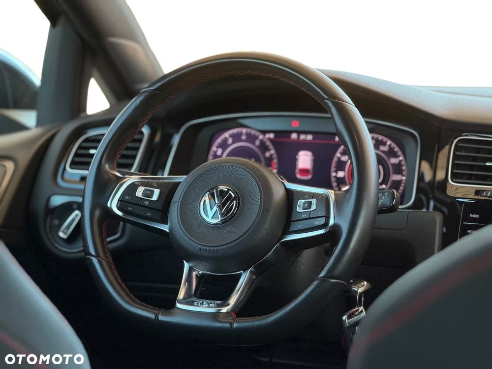 Volkswagen Golf 2.0 TSI BMT GTI Performance - 17