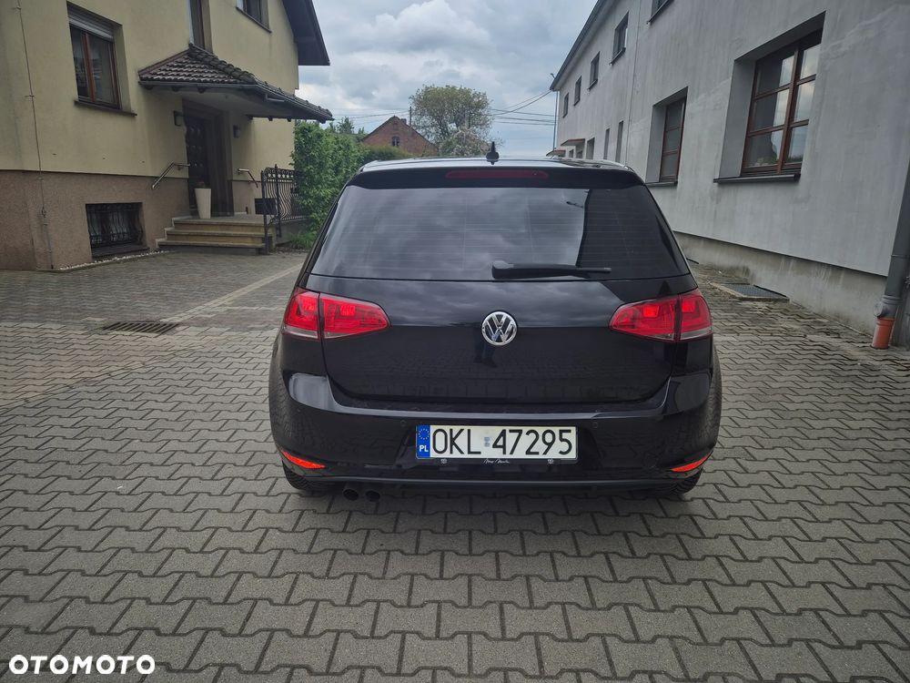 Volkswagen Golf - 4