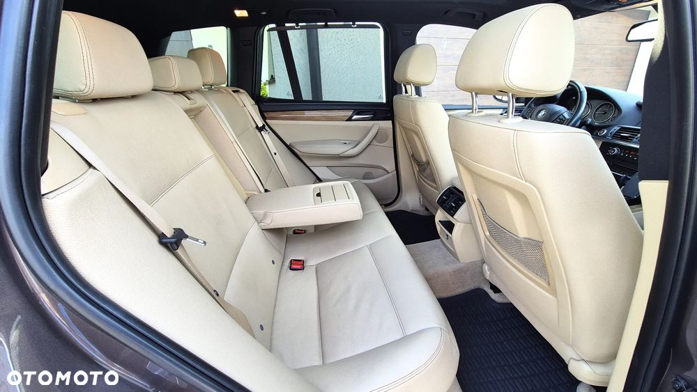 BMW X3 28i xDrive - 8