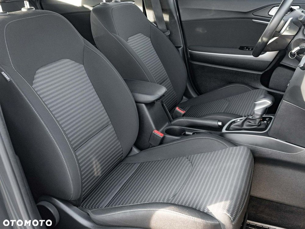 Kia Ceed 1.5 T-GDI M DCT - 32