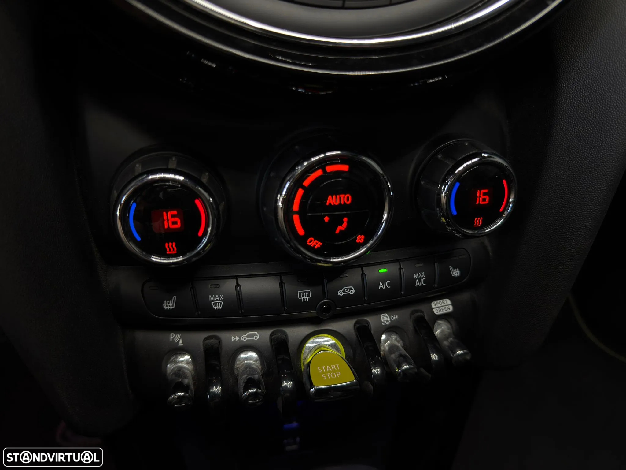 MINI 3 Portas Cooper SE Premium P. Yours - 23