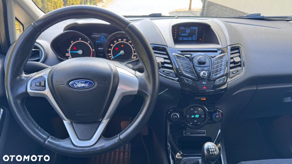 Ford Fiesta 1.6 TDCi Titanium - 35