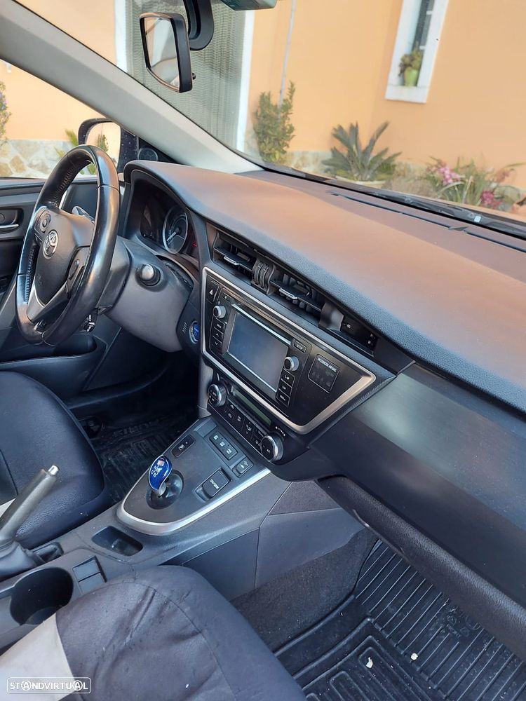 Toyota Auris Touring Sports - 7