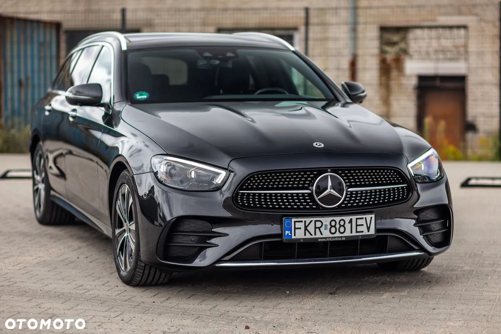 Mercedes-Benz Klasa E 300 AMG/Avantgarde - 4