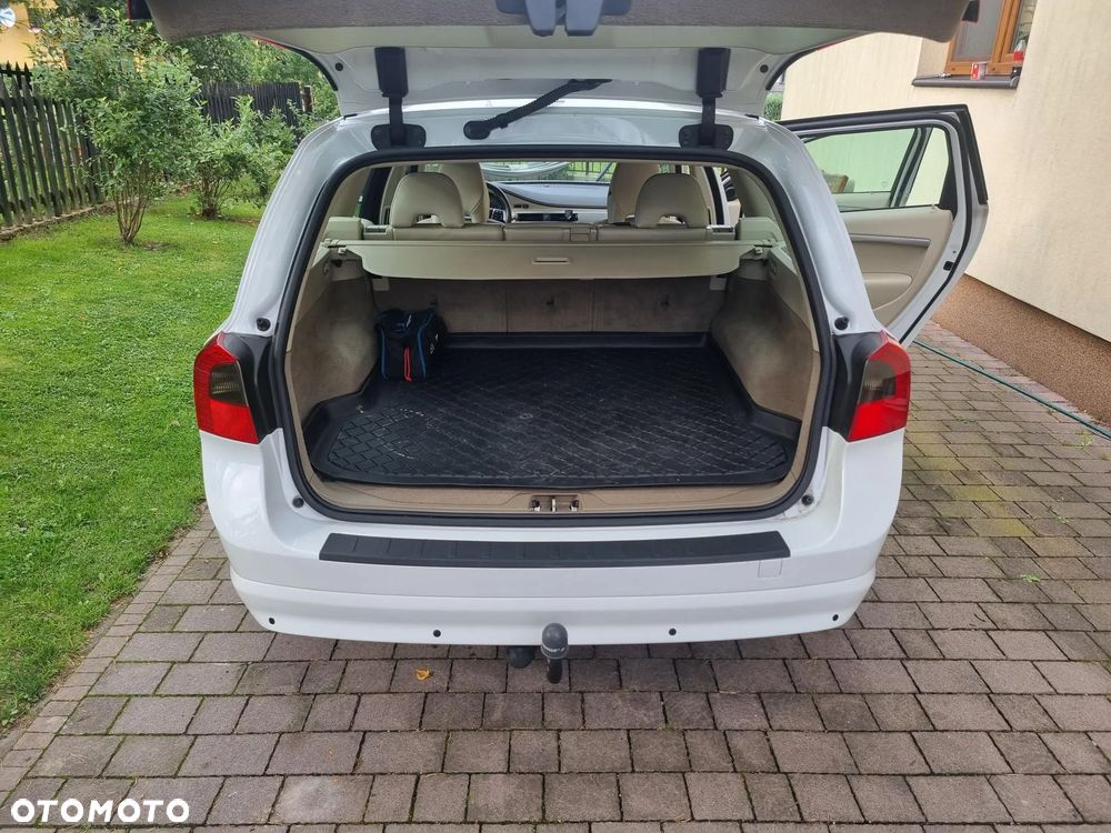 Volvo V70 2.0 Momentum - 6
