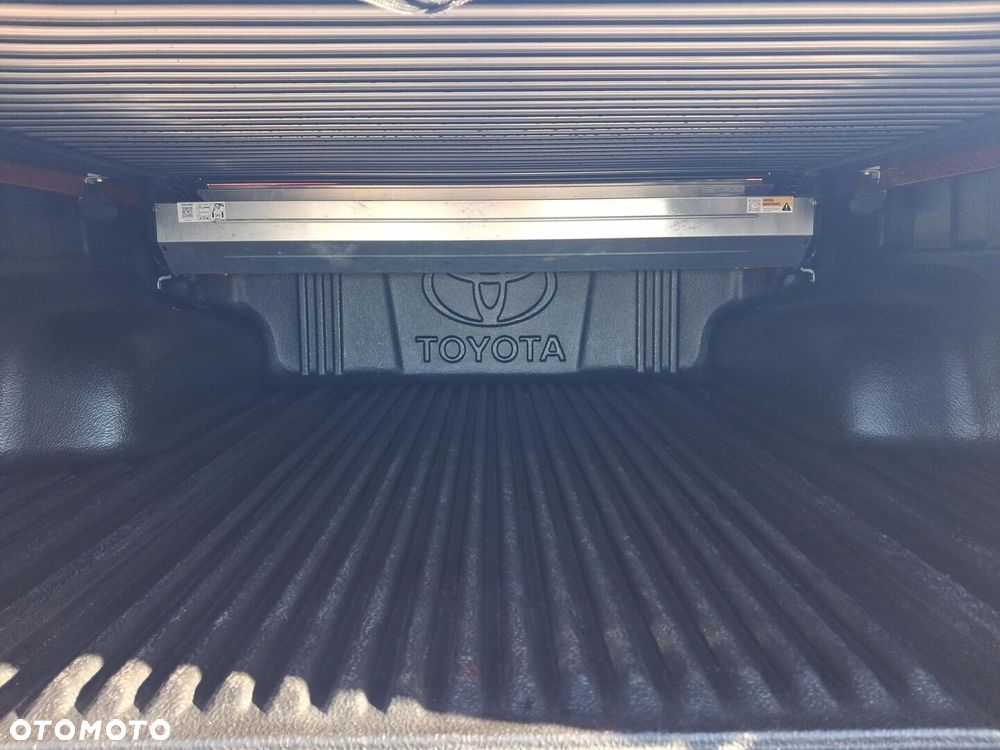 Toyota Hilux 2.8 D-4D mHEV Double Cab Executive 4x4 - 14