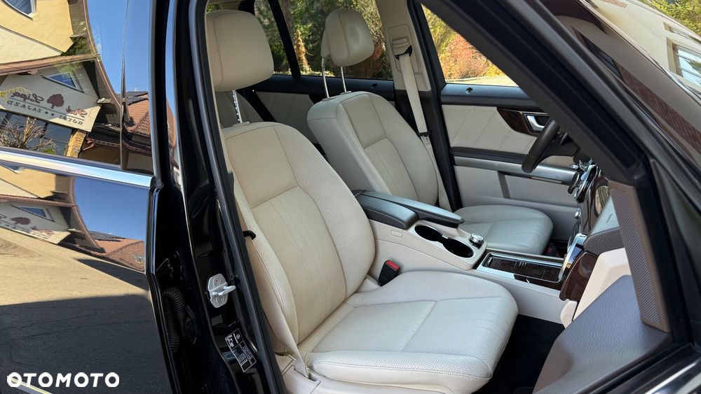 Mercedes-Benz GLK 350 CDI 4Matic (BlueEFFICIENCY) 7G-TRONIC - 16