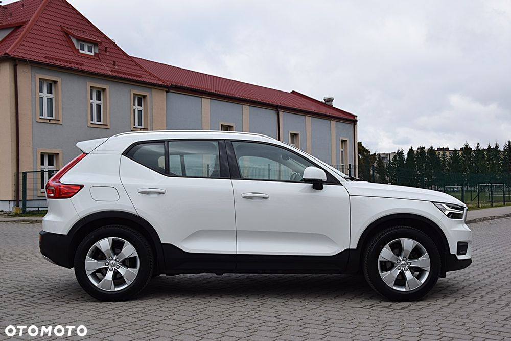 Volvo XC 40 T3 Geartronic Momentum Pro - 6
