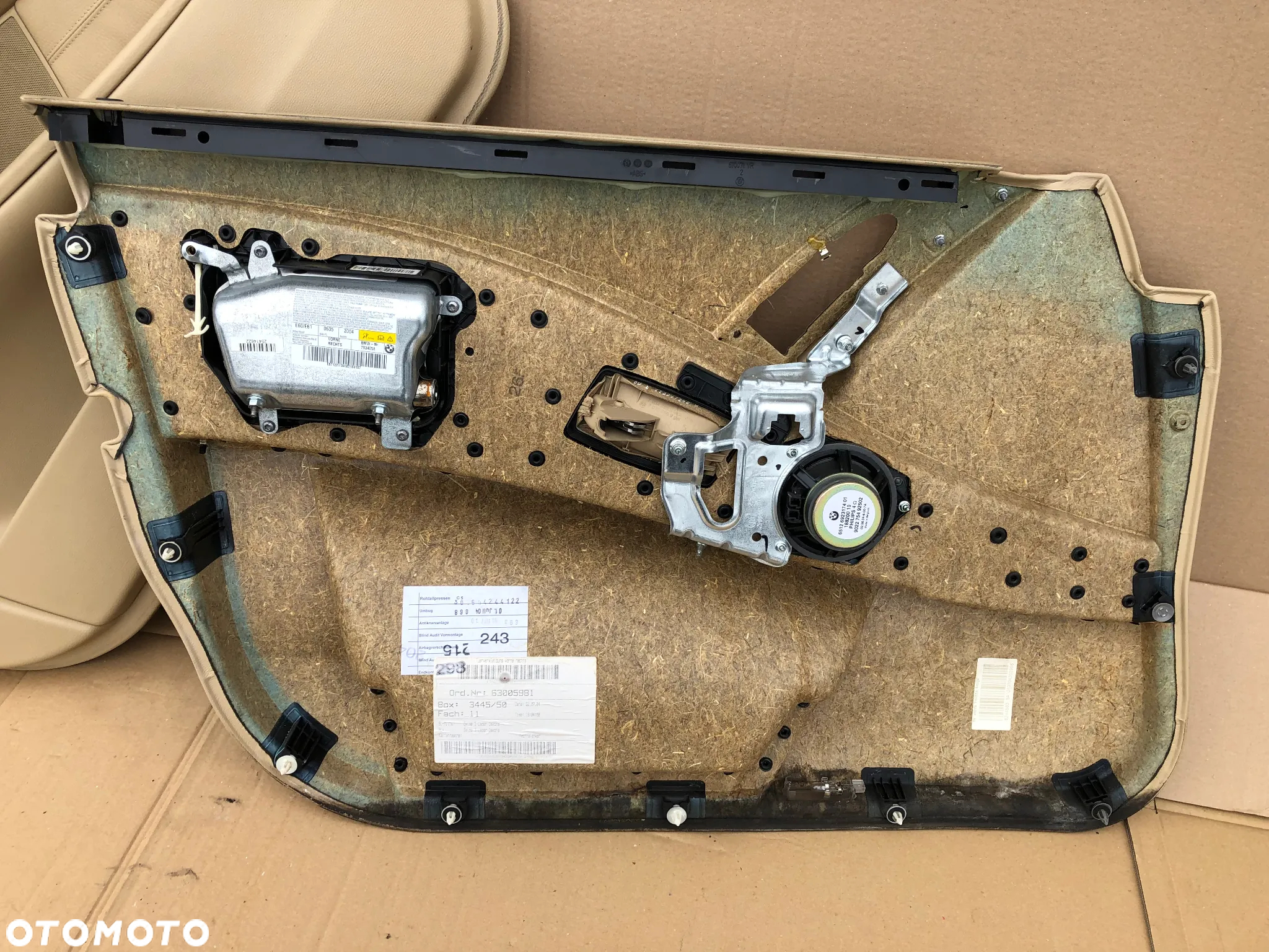 TAPICERKA BOCZEK DRZWI PRZÓD TYŁ PRAWY LEWY BMW E60 BEIGE - 27