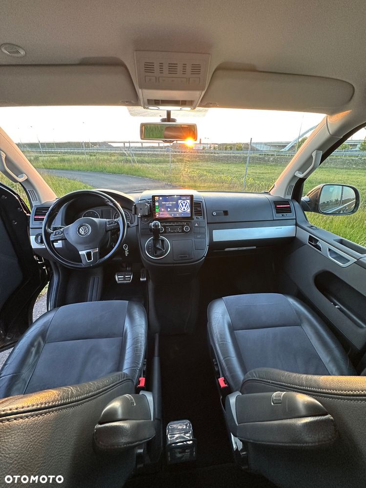 Volkswagen Multivan - 5