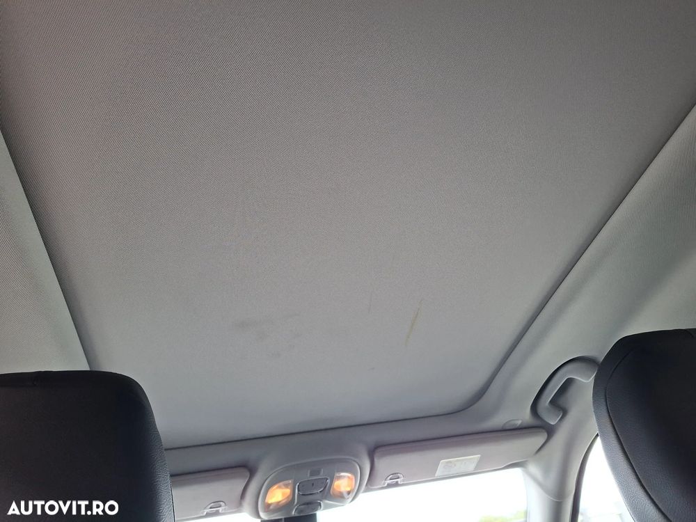 Jeep Compass - 27