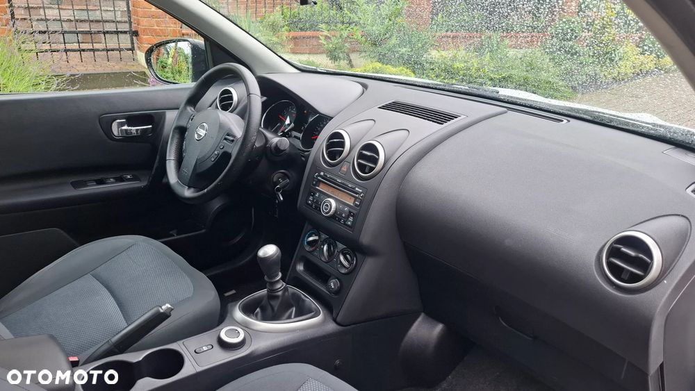 Nissan Qashqai 2.0 4x4 Visia - 8