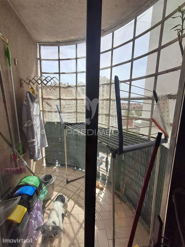 Apartamento T3 com Garagem em  Algueirão, Mem Martins - Grande imagem: 5/28