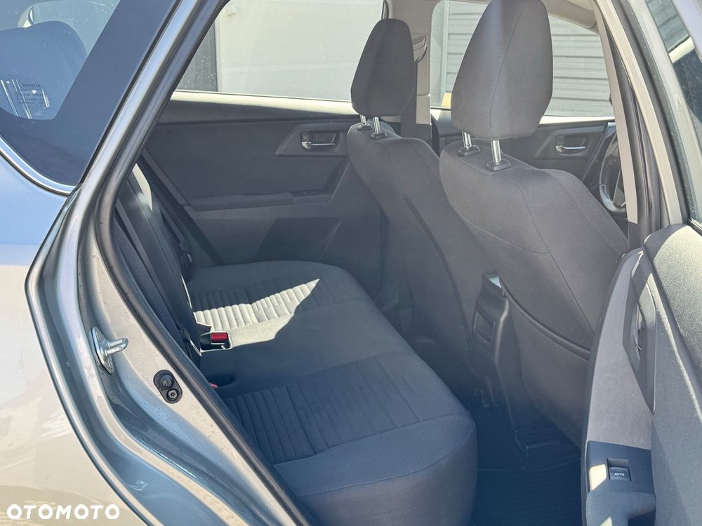 Toyota Auris 1.6 Premium MS - 40