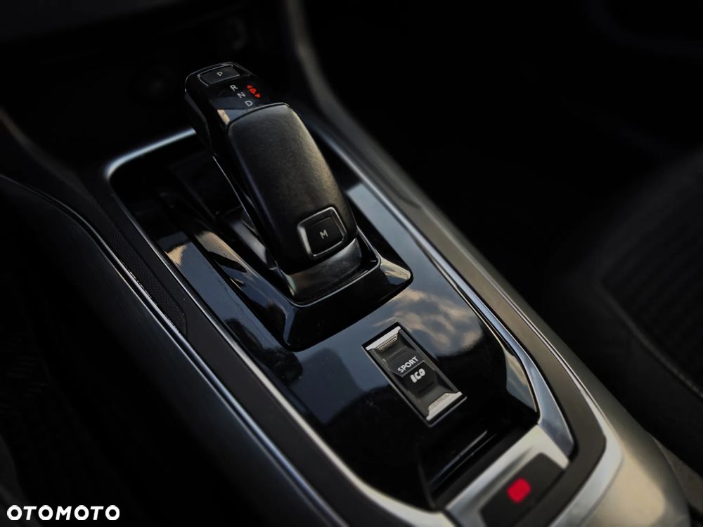 Peugeot 308 1.5 BlueHDi GT Pack S&S EAT8 - 20