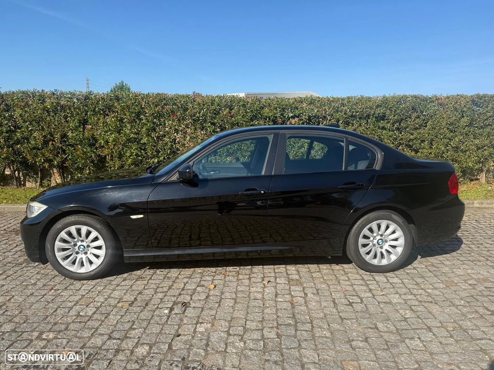 BMW 318 d - 1