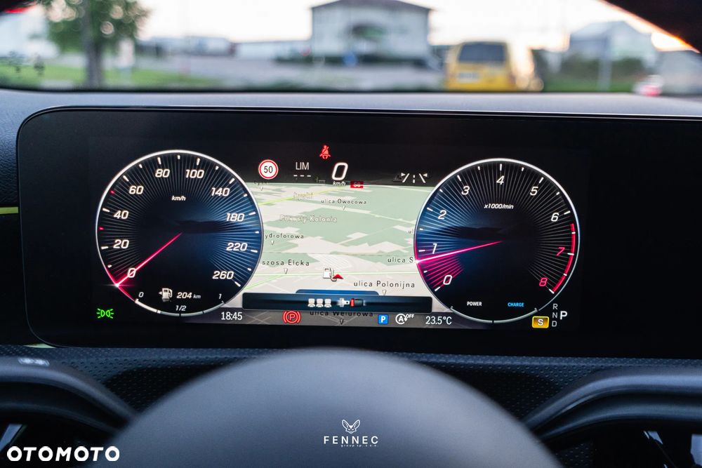 Mercedes-Benz Klasa A 220 4-Matic AMG Line 8G-DCT - 23