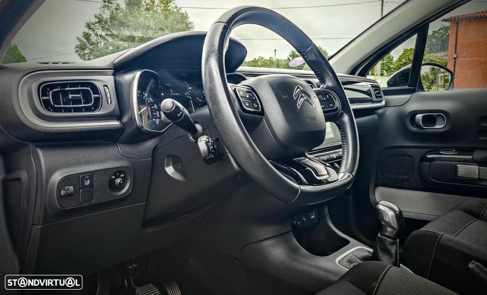 Citroën C3 1.2 PureTech Shine Pack - 15