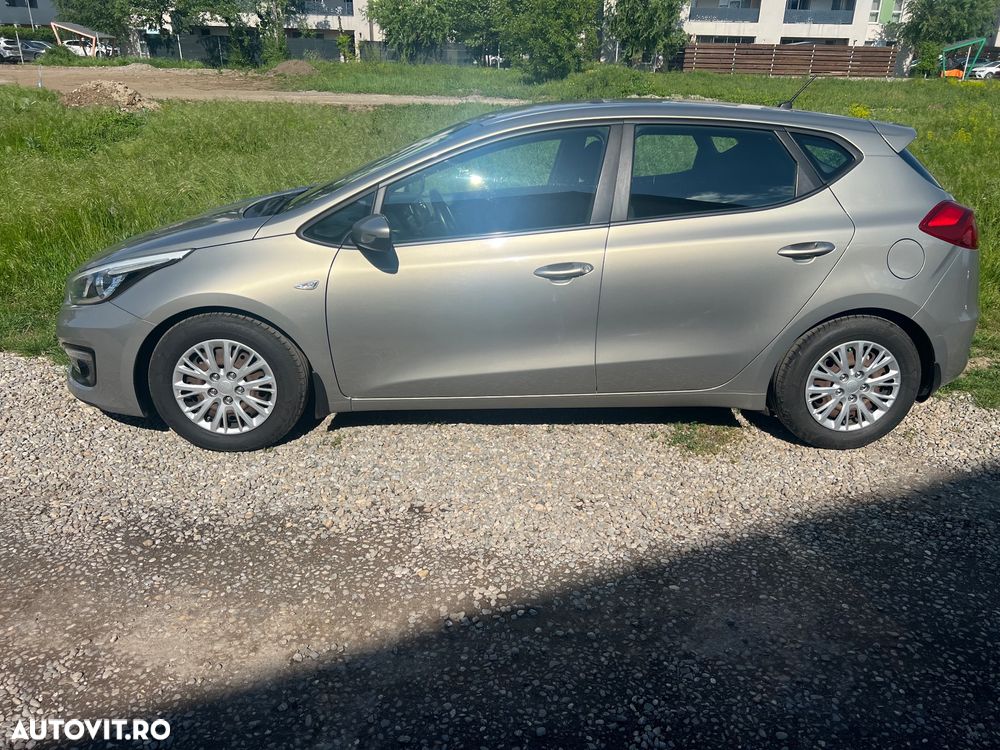 Kia Ceed 1.6 CRDi Spirit - 19