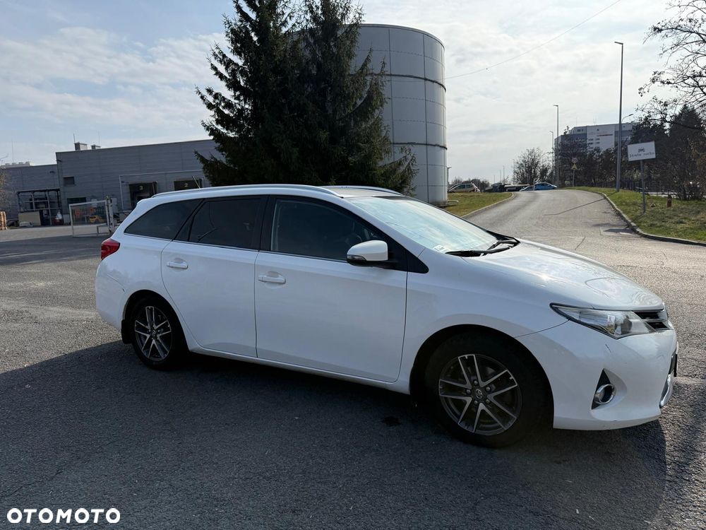 Toyota Auris 1.6 Active - 10