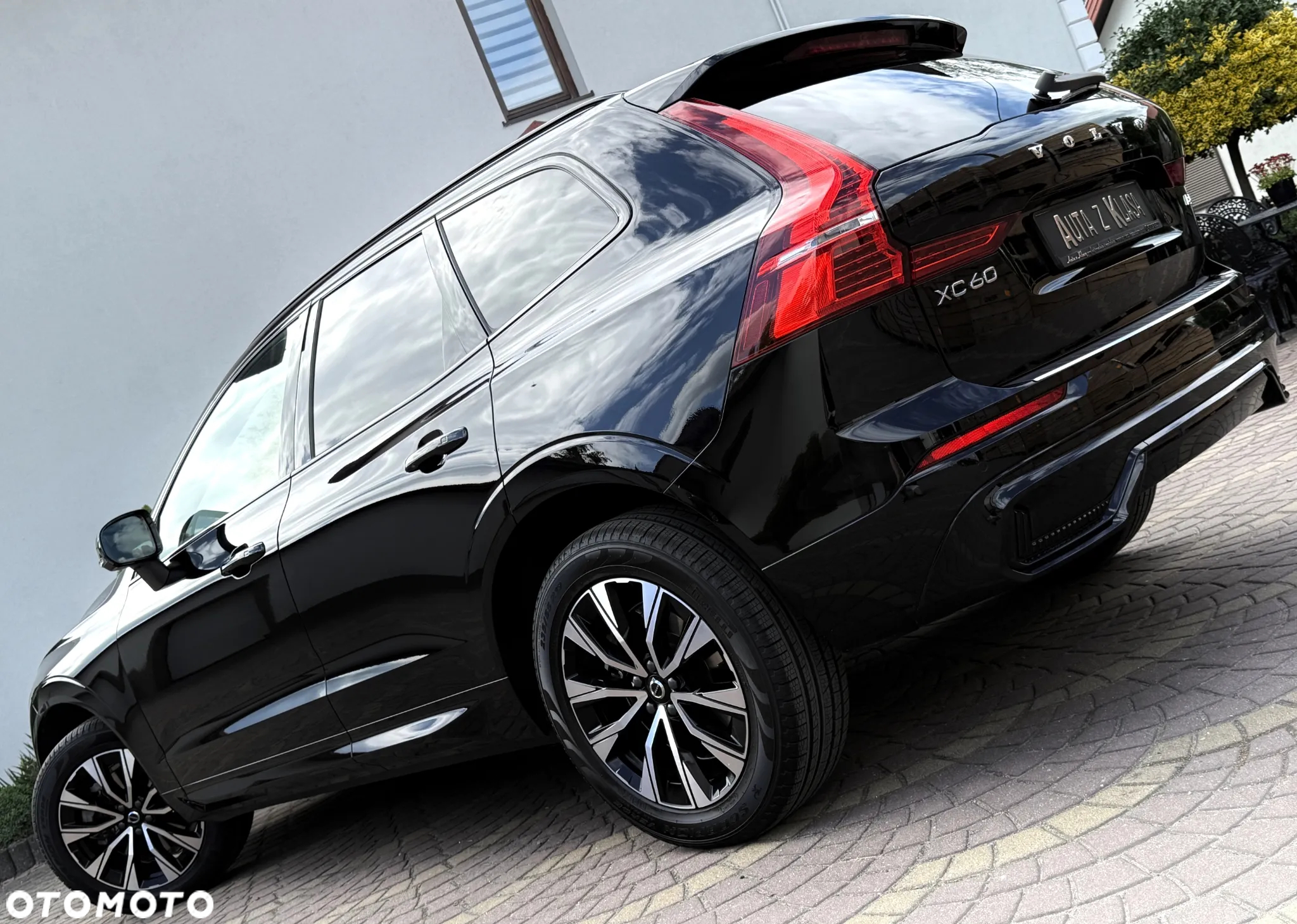 Volvo XC 60 B4 D AWD Geartronic RDesign - 8