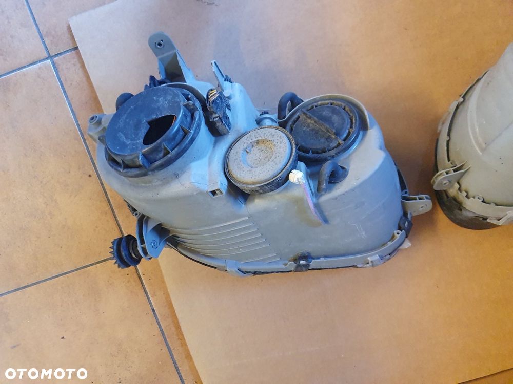 REFLEKTOR LEWY MERCEDES C209 CLK EUROPA - 9