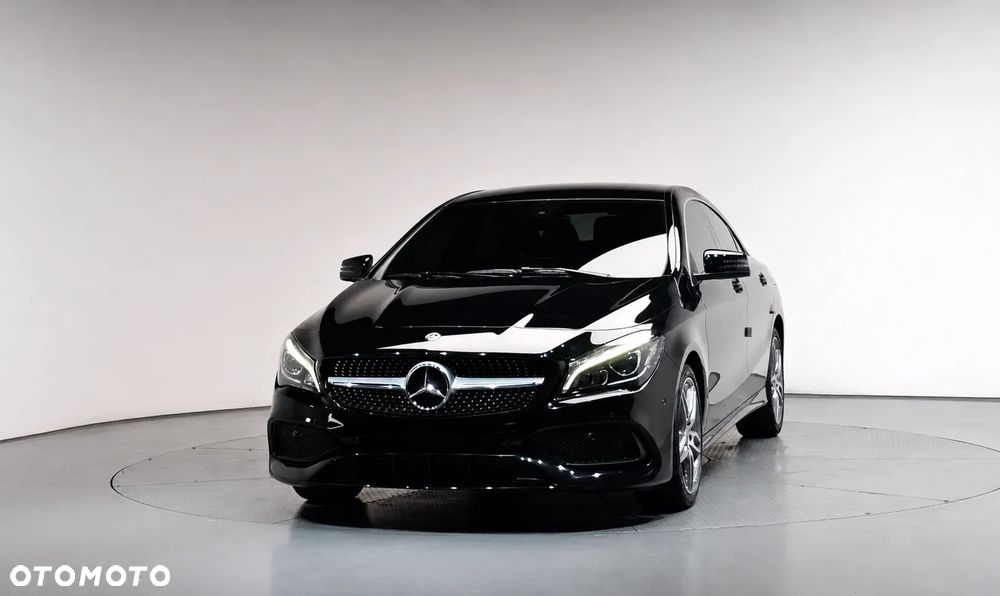 Mercedes-Benz CLA 250 AMG Line 7G-DCT - 2