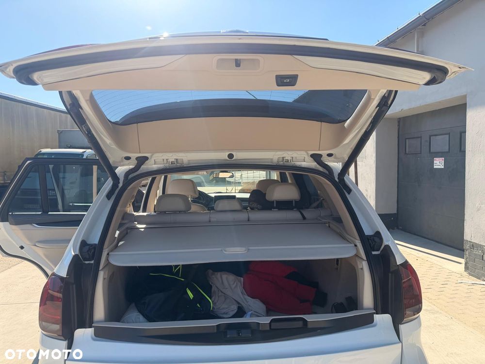 BMW X5 3.5i xDrive - 34