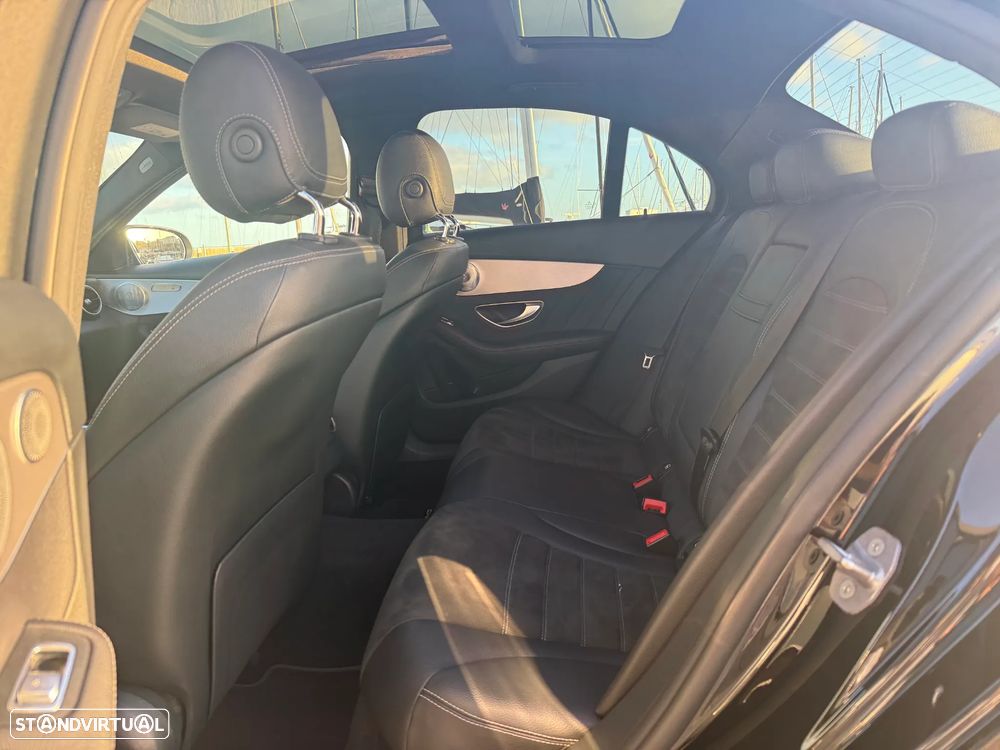 Mercedes-Benz C 300 de AMG Line - 17