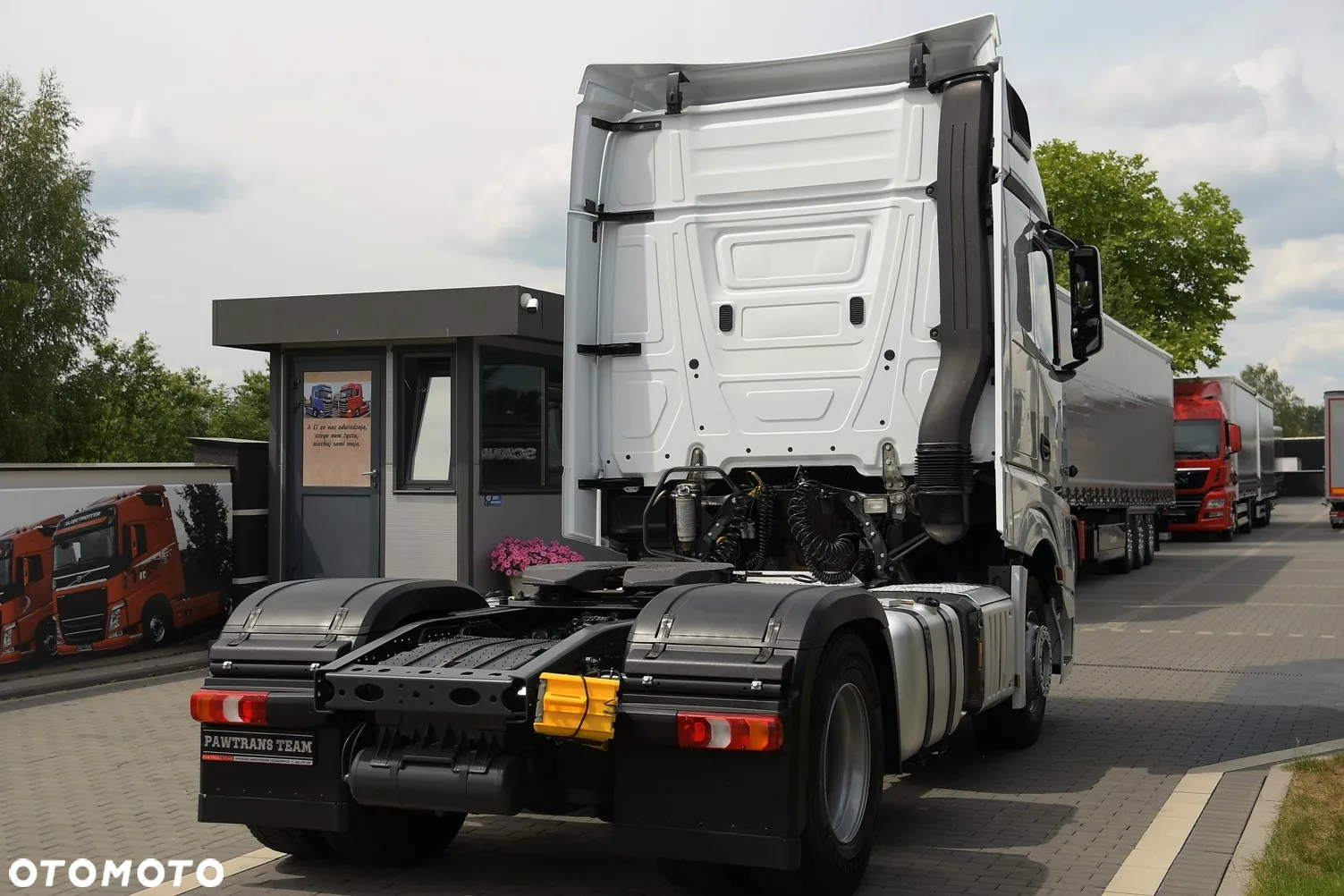 Mercedes-Benz ACTROS - 2