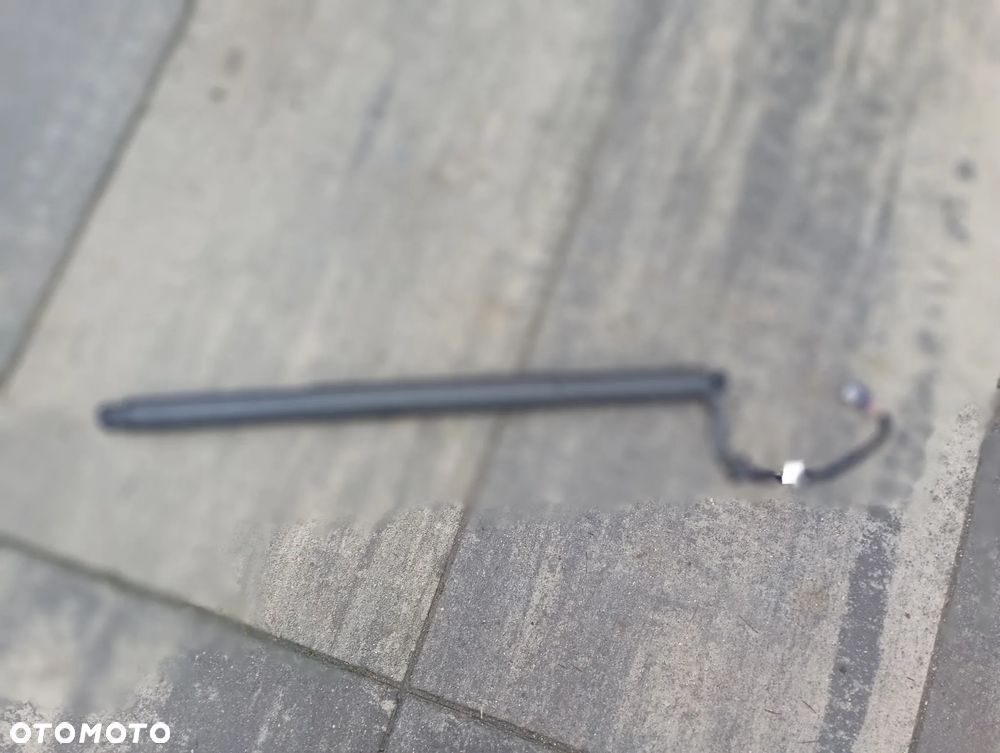 SIŁOWNIK KLAPY TYŁ SKODA KAROQ KAMIQ 658827851A - 2