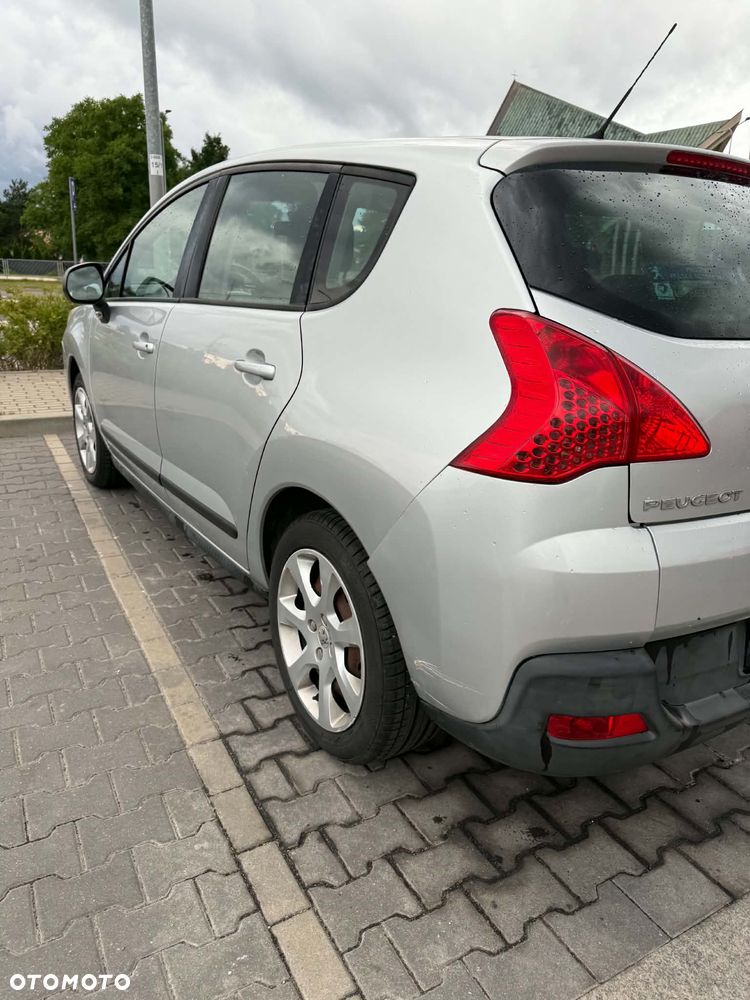 Peugeot 3008 1.6 Active - 6