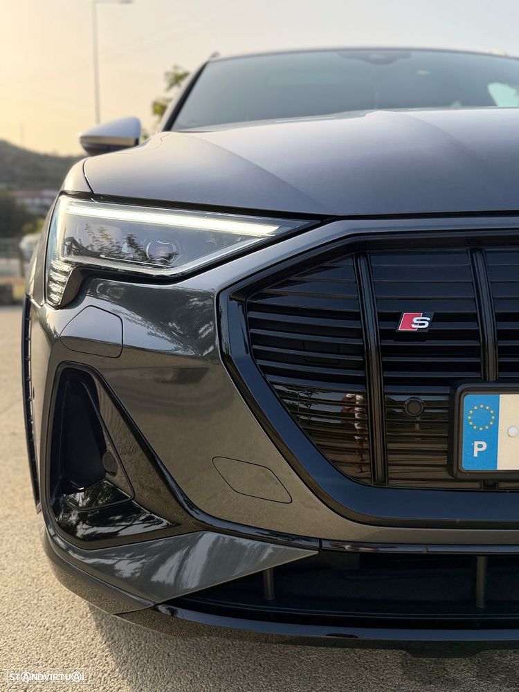 Audi e-tron S quattro - 17
