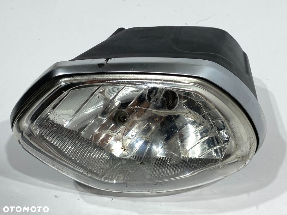 Lampa Triumph Street Triple 675  11-16R  Uszkodzona ! - 1