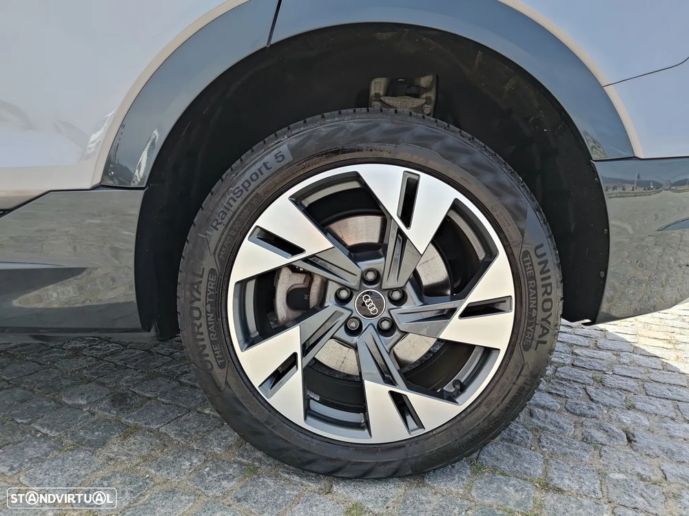 Audi e-tron Sportback 50 quattro - 12