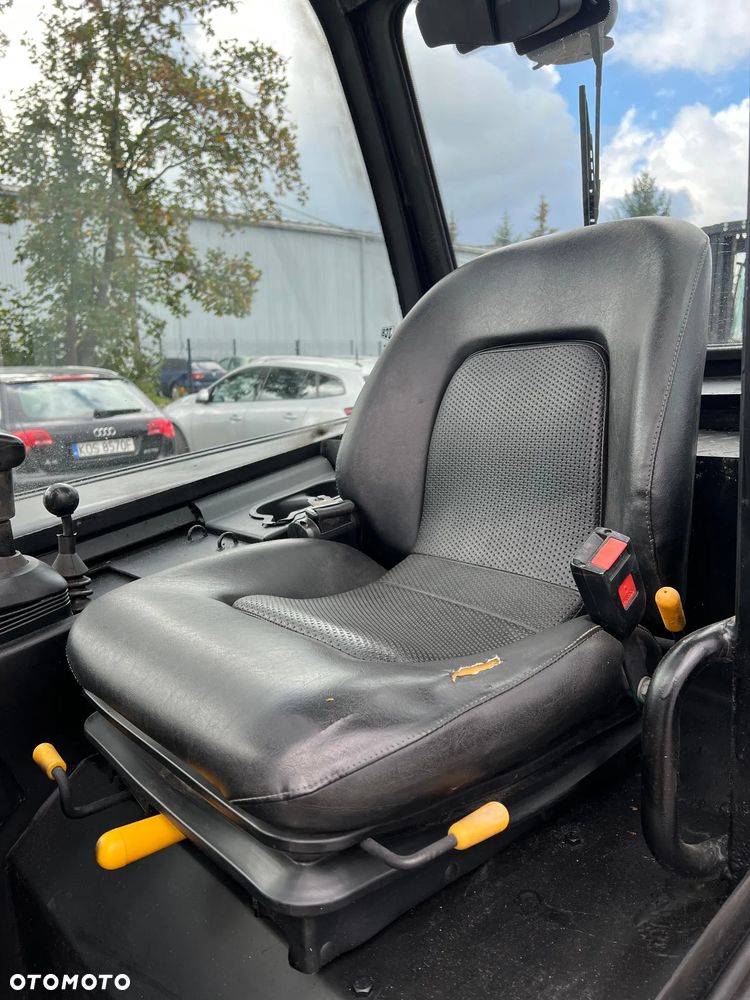 JCB 35D 4x4 - 11