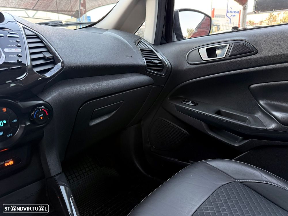 Ford EcoSport 1.0 EcoBoost Titanium Plus - 18