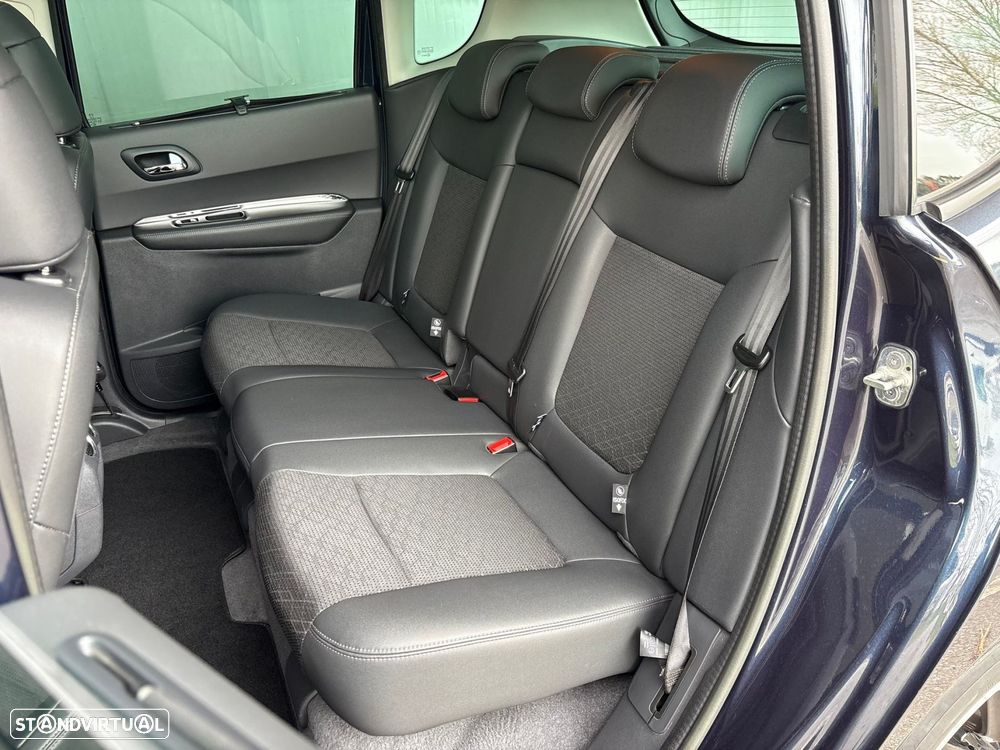 Peugeot 3008 1.6 HDi Allure - 10