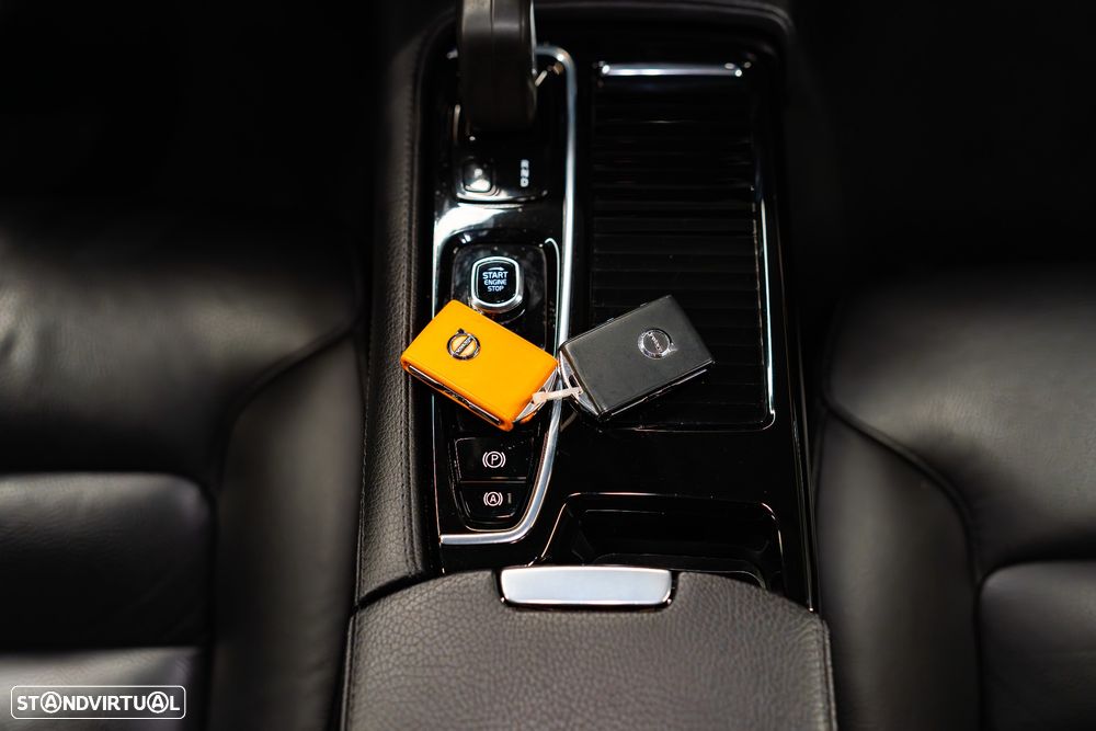 Volvo V90 2.0 T8 PHEV Inscription Expression AWD - 25