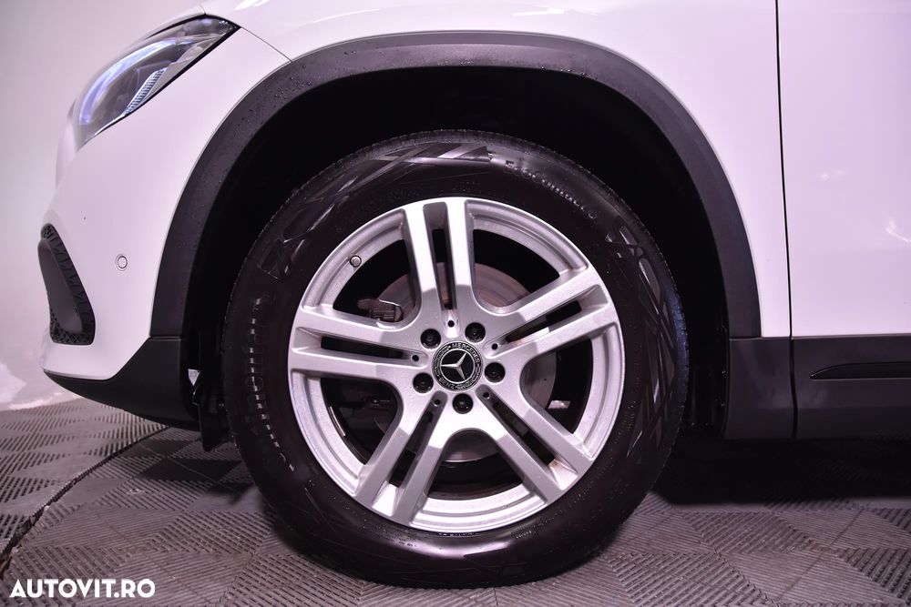 Mercedes-Benz GLA 200 d Aut. - 14