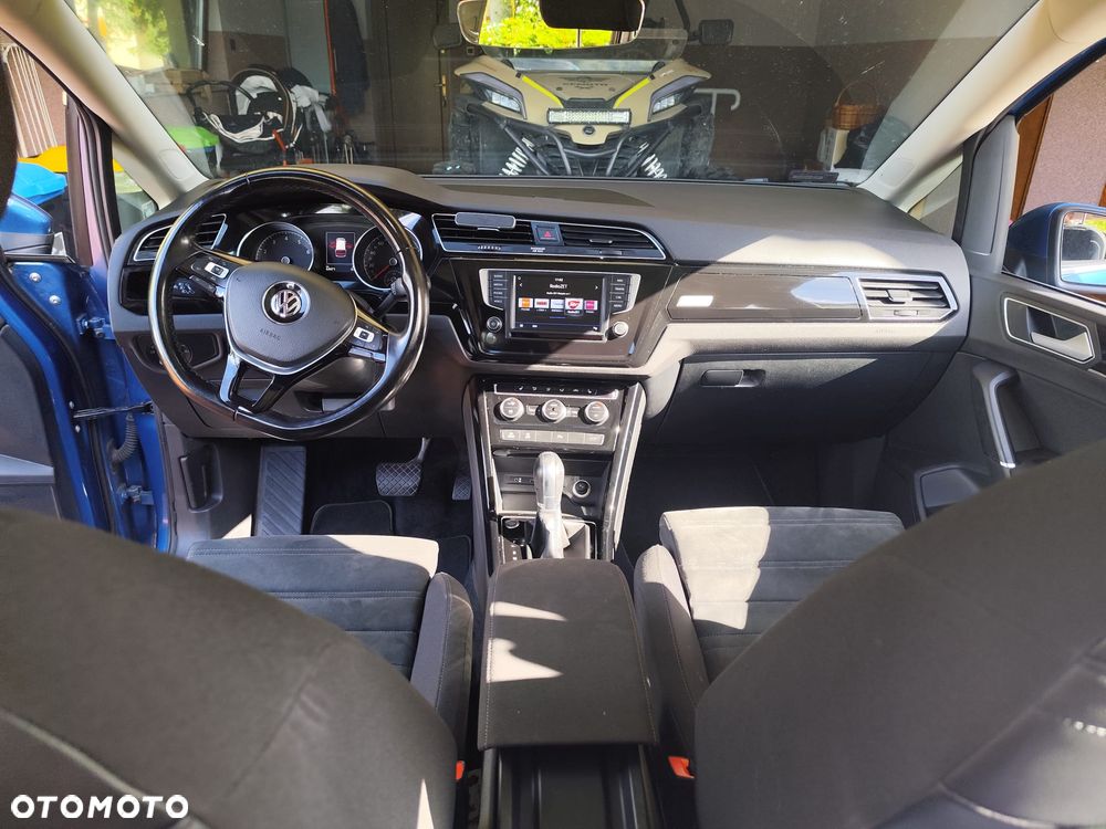 Volkswagen Touran 1.8 TSI BMT Highline DSG - 27