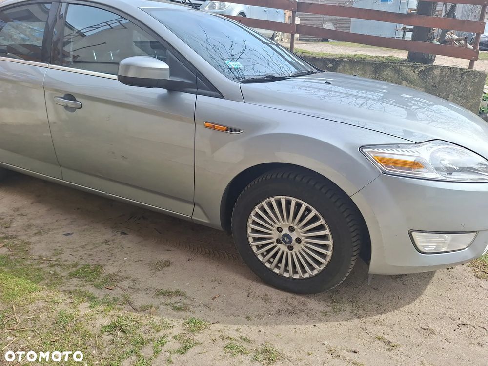 Ford Mondeo 2.0 TDCi Titanium - 16