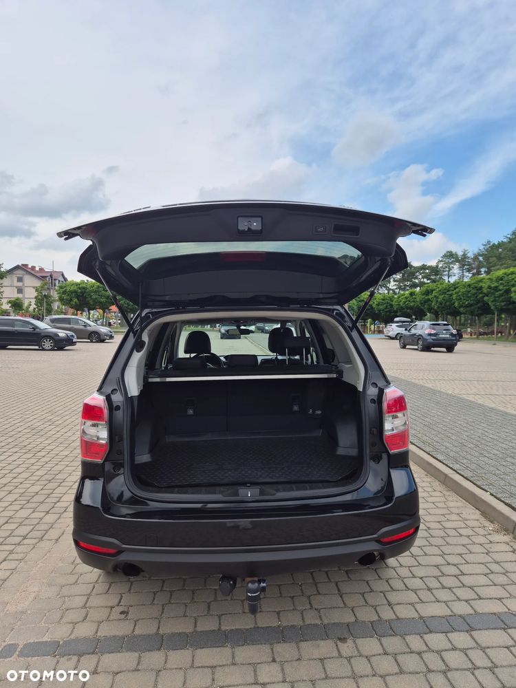 Subaru Forester 2.0XT Platinum Lineartronic - 9
