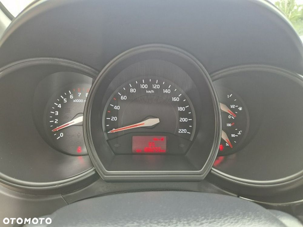 Kia Rio - 28