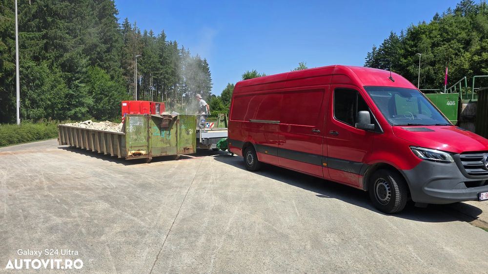 Mercedes-Benz Sprinter - 2