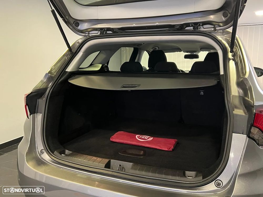 Fiat Tipo Station Wagon 1.3 M-Jet Lounge - 24