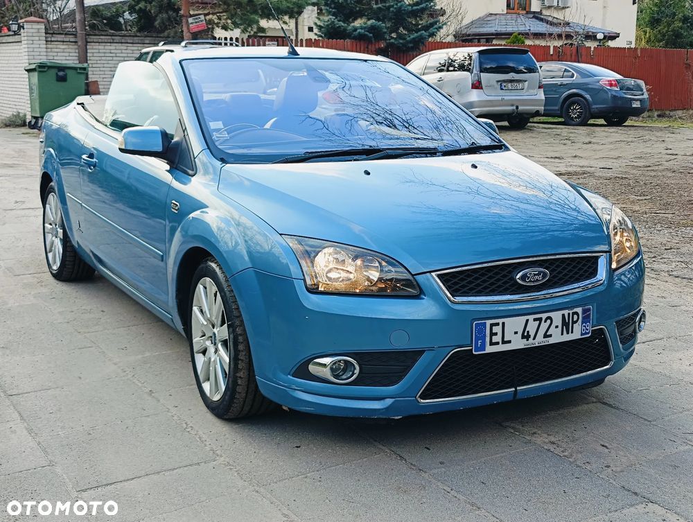 Ford Focus Coupe-Cabriolet 2.0 TDCi DPF Titanium - 10