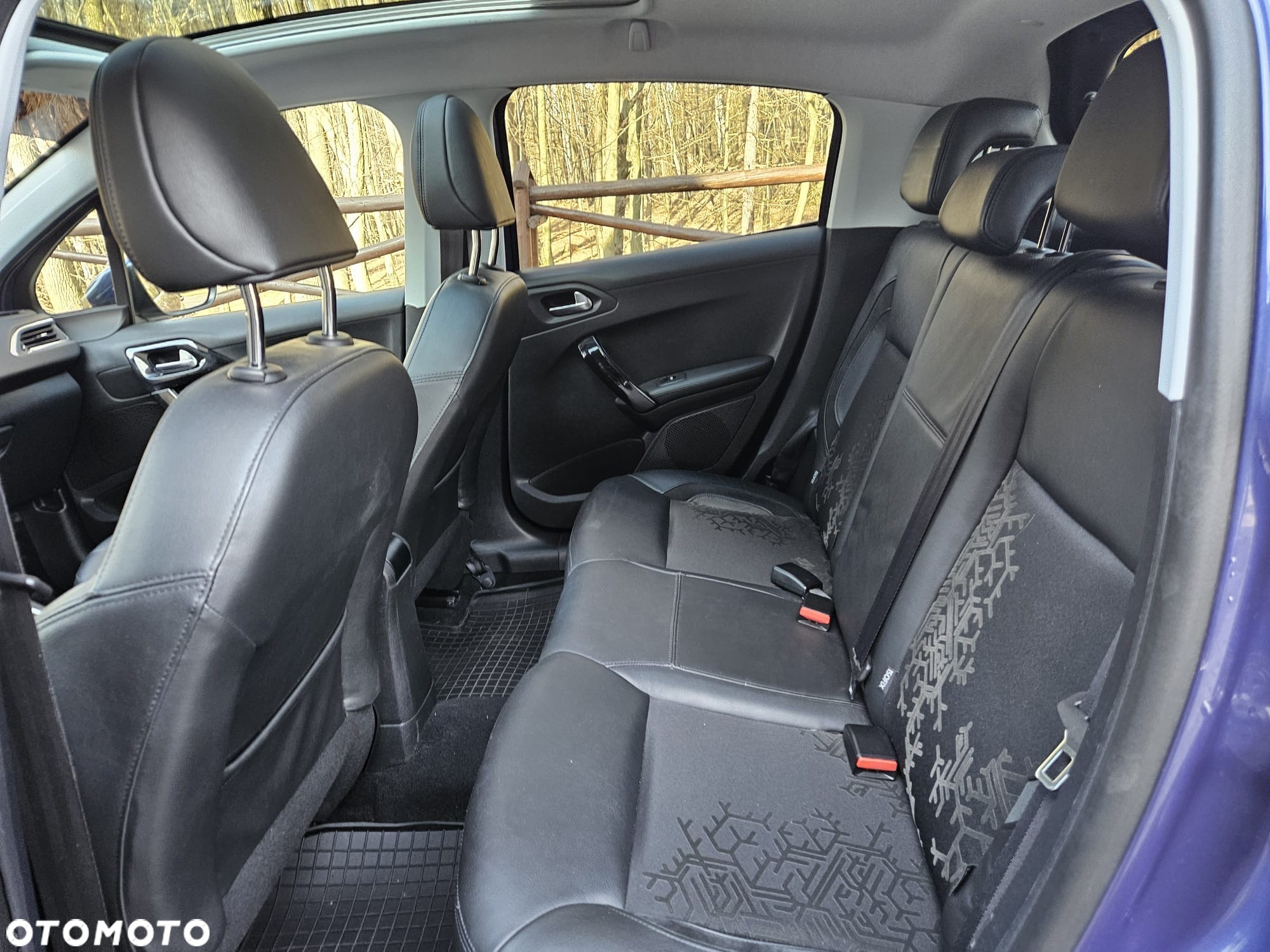 Peugeot 208 120 VTI Intuitive - 7