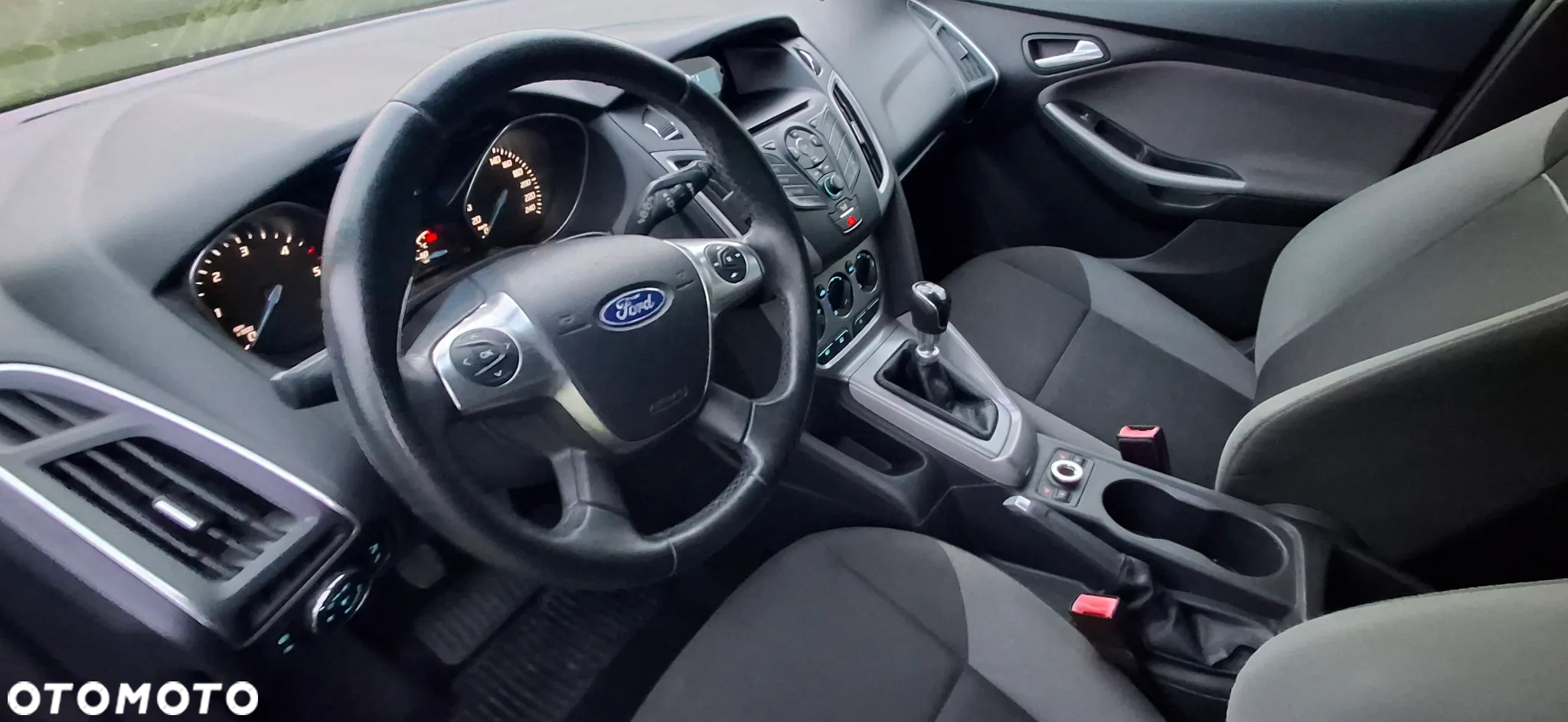 Ford Focus 1.6 TDCi Titanium ECOnetic - 12