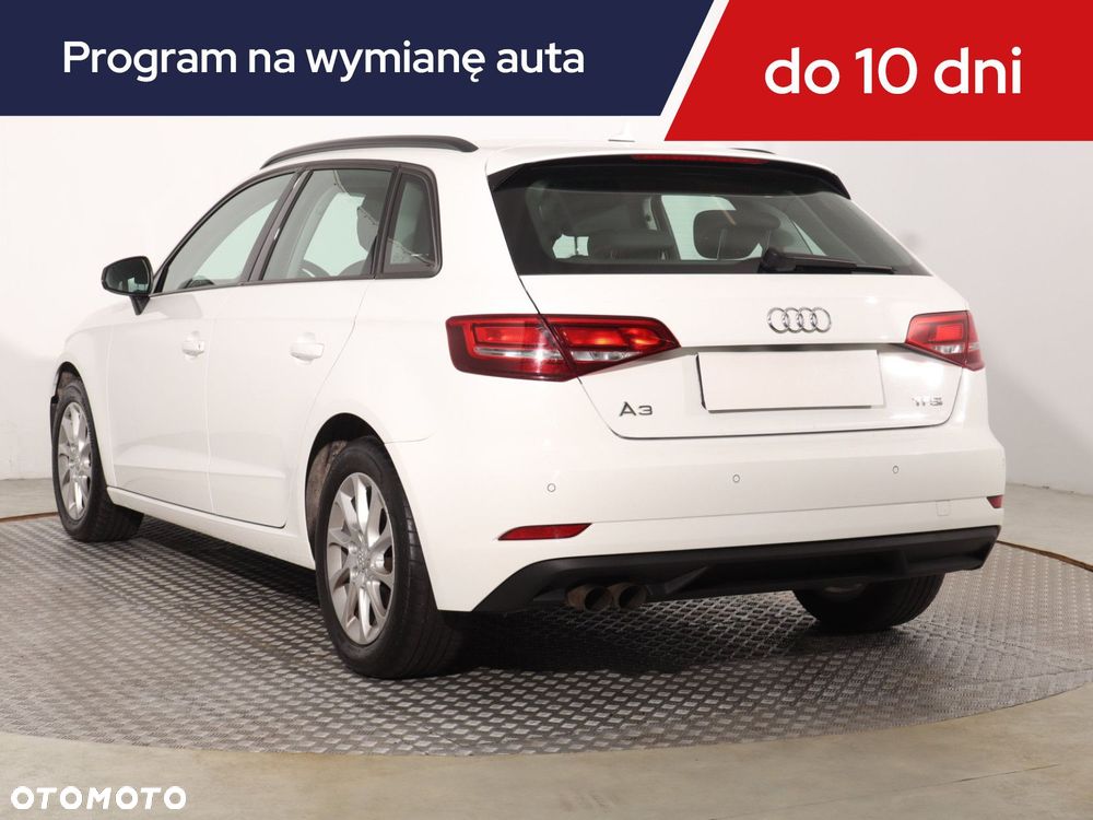 Audi A3 Sportback - 5